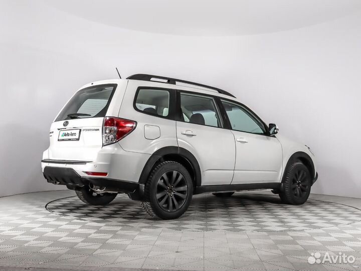 Subaru Forester 2.0 AT, 2011, 209 720 км