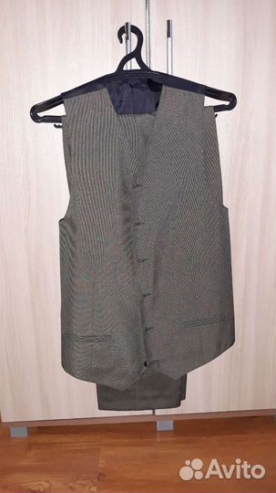 Костюм Tomas Soisson