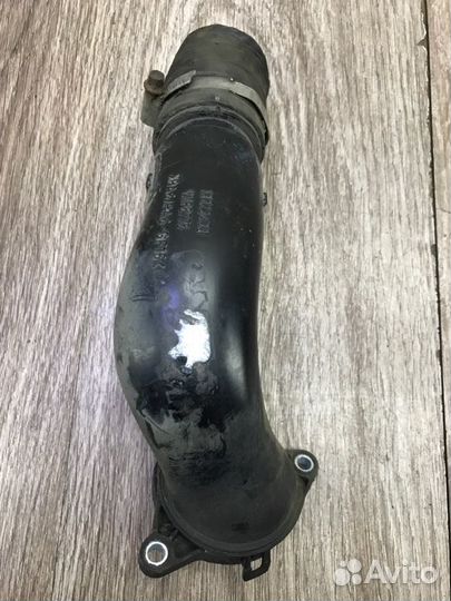 Патрубок интеркулера Opel Zafira B минивэн Z19DTH