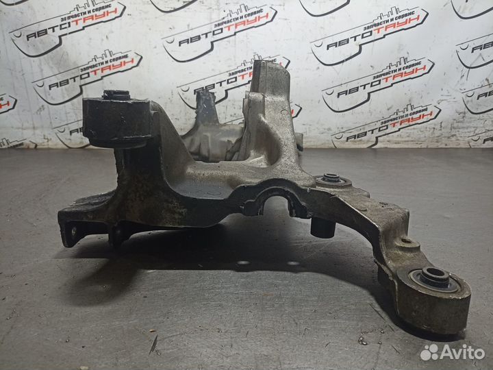 Балка Двигатель подрамник mitsubishi diamante F31A F34A F36A F41A F46A F47A передняя 2WD 4WD MB94844