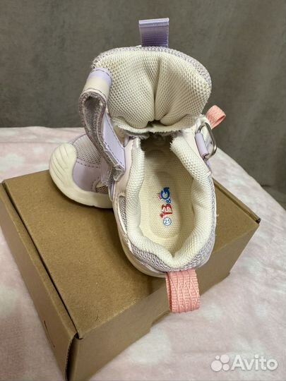 Кроссовки для девочки, размер 21