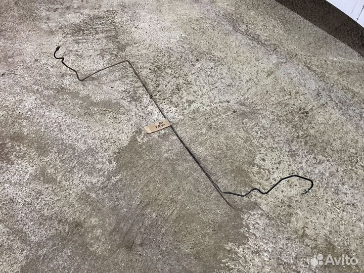 Трубка тормозная передняя правая Форд Фокус 2