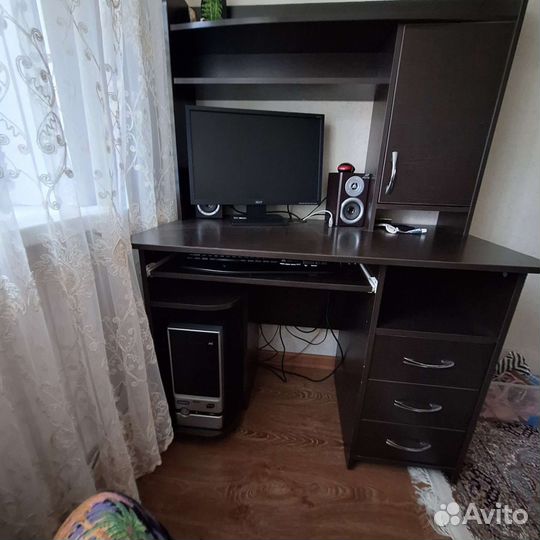 Компьютерный столик бу