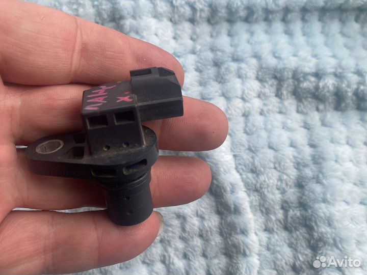 Датчик положения распредвала митсубиси лансер 10