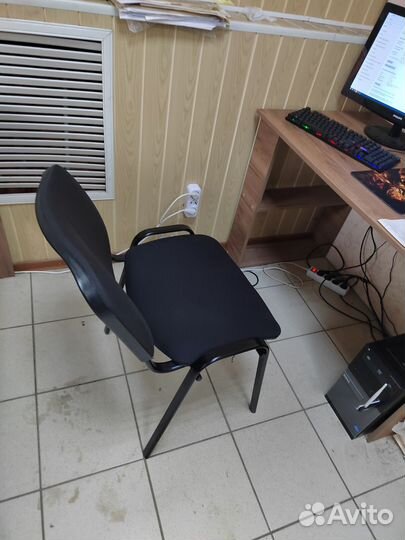 Офисный стул