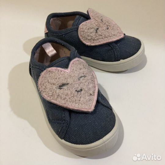 Кеды для девочки carters 20