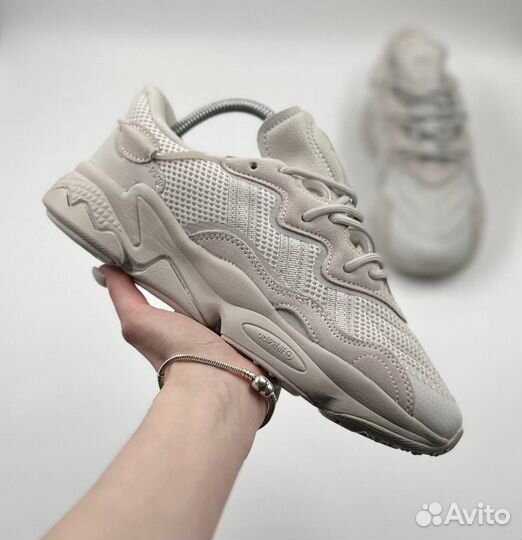 Кроссовки Adidas Ozweego Beige