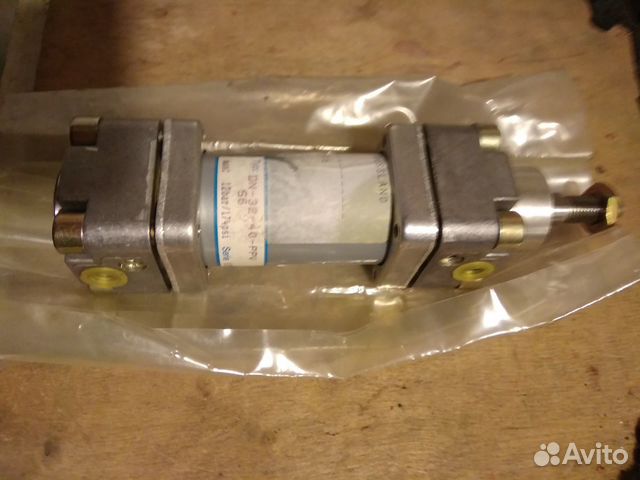 Пневмоцилиндр festo DN-32-40-PPV