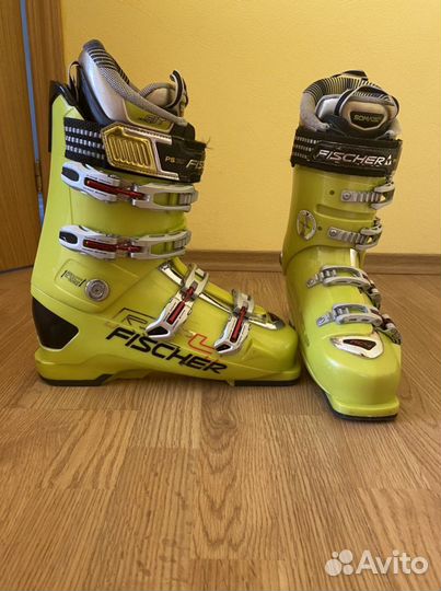 Горнолыжные ботинки