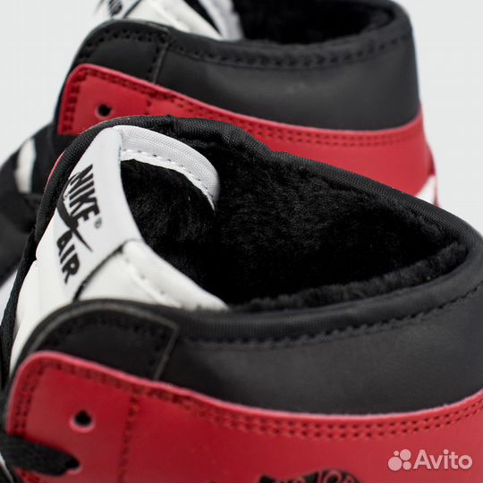 Кроссовки Nike Air Jordan 1 Black Toe with Fur