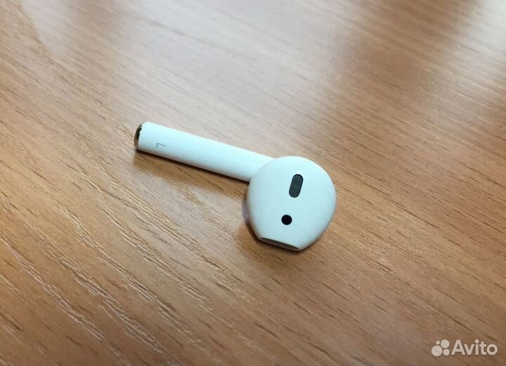 AirPods 2 Apple наушник Левый (L) б\у