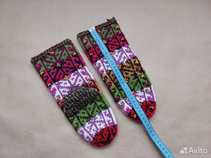 Теплые носки ручной работы