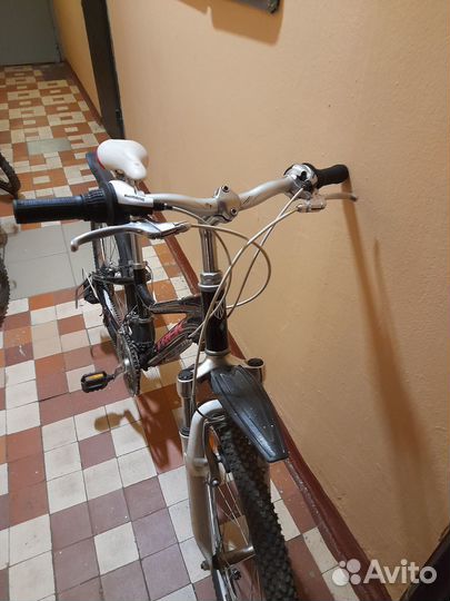 Велосипед trek MT 220 Girl's