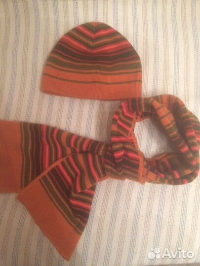 Шапка с шарфом