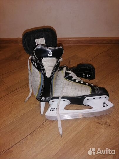 Коньки хоккейные фишер