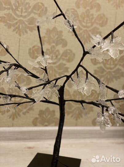 Светящееся дерево