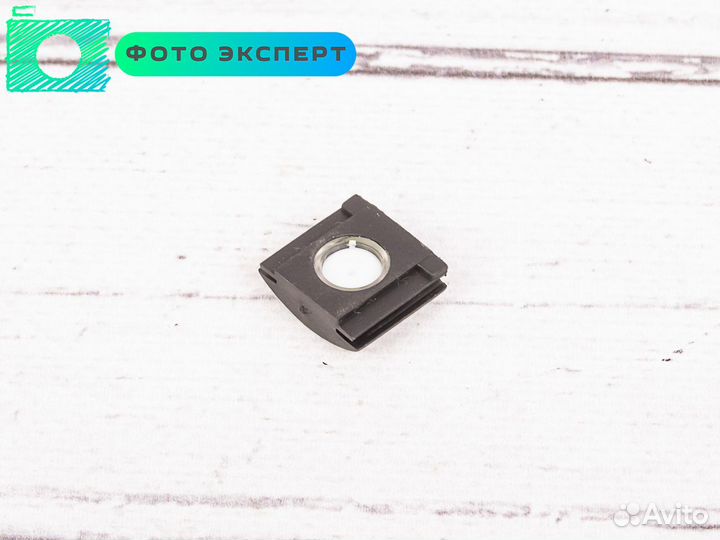 Заглушка в горячий башмак с уровнем