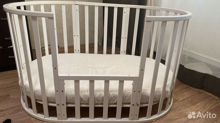 Детская кроватка трансформер круглая-овал