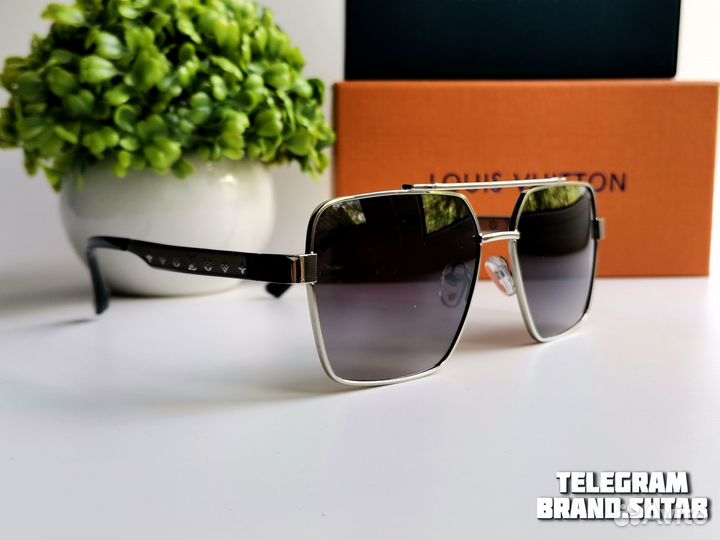 Очки Louis Vuitton