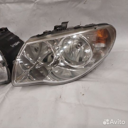 Фары Chrysler Voyager 4.Комплект.Европа