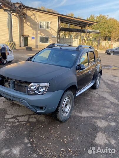Renault Duster 1.5 МТ, 2016, битый, 46 800 км