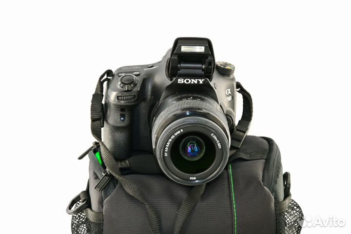 Sony Alpha A58 20.1MP зеркалка Kit SAM II 18-55