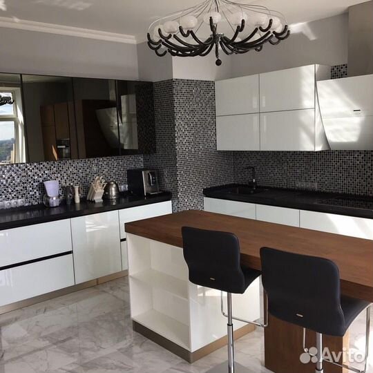 Кухонный гарнитур на заказ. Под ключ