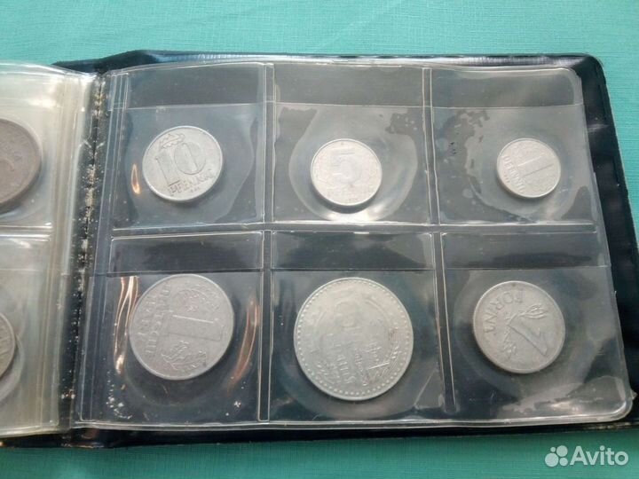 Коллекция разных монет