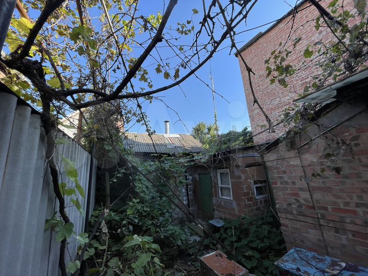 Дом 29,4 м² на участке 1 сот.