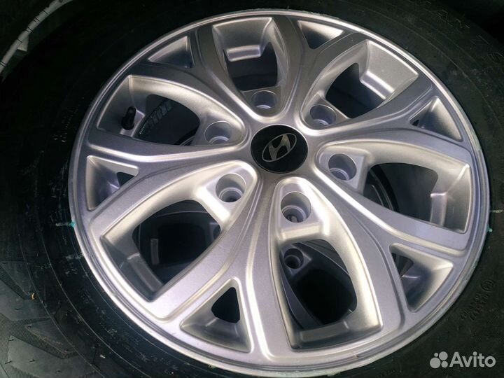 Комплект колес r16 зимних (новые) Hyundai grand h1