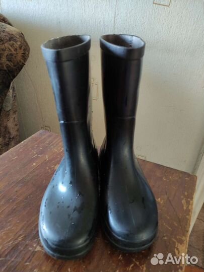 Резиновые сапоги