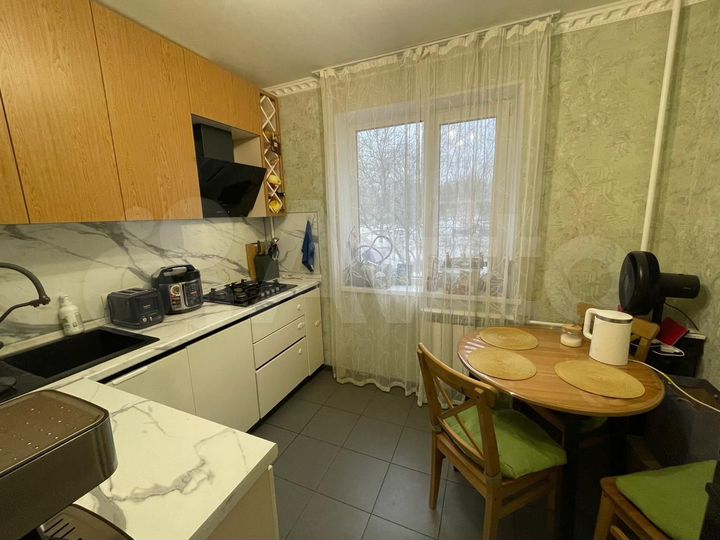 2-к. квартира, 49,5 м², 1/9 эт.