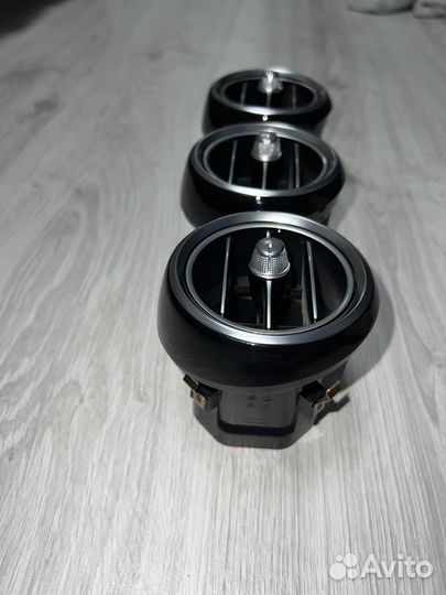 Воздуховод дефлектор Mercedes W205