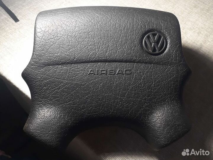 Подушка безопастности WV Б-3