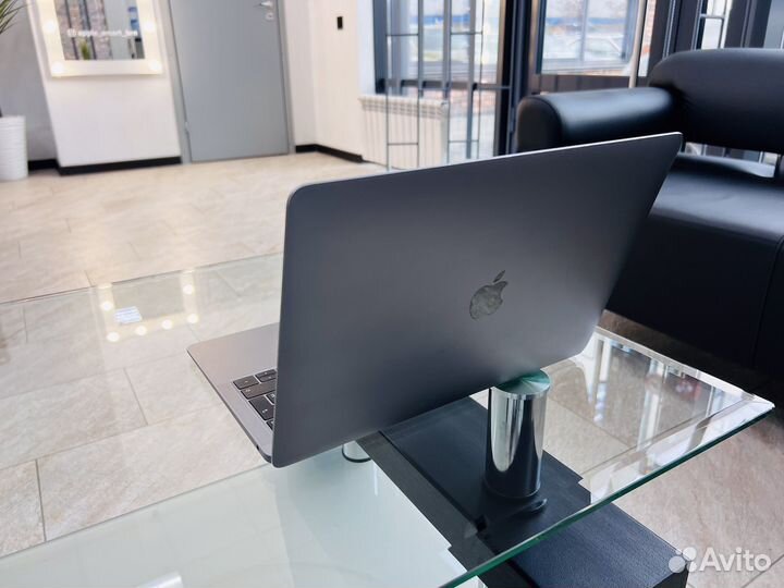 MacBook Air 2018 8/128Gb Grey Магазин. Гарантия