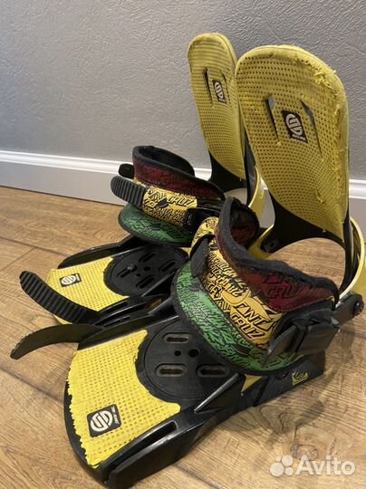 Крепления для сноуборда Santa Cruz L