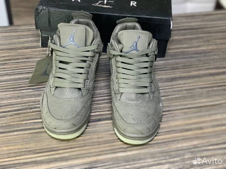 Кроссовки Nike Jordan Retro 4 Kaws (40-45)