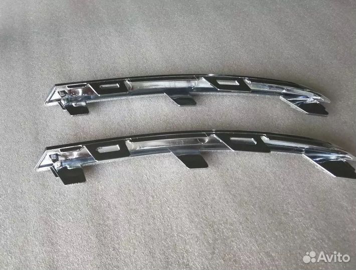 Молдинг бампера заднего Volkswagen Polo sedan 5