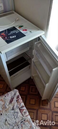 Холодильник бу маленький