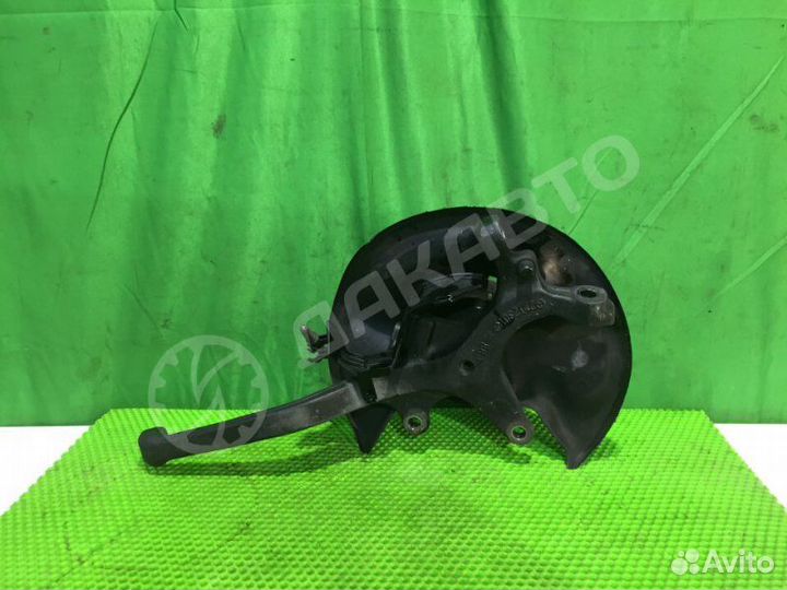 Поворотный кулак правый Mercedes-Benz E W210