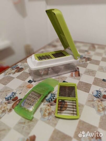 Терка- измельчитель, кухонный органайзер