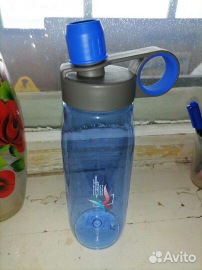 Бутылка для питьевой воды