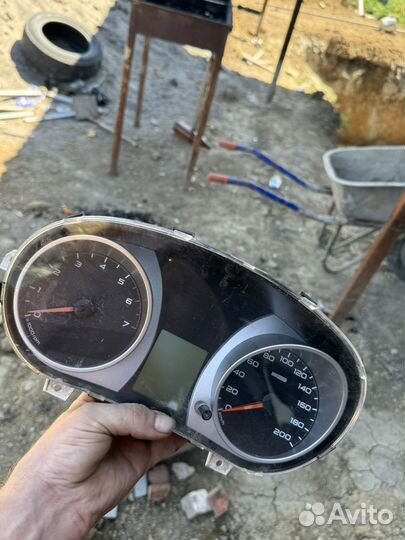 Приборная панель гранта спорт