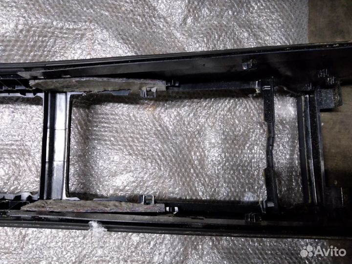 Консоль кпп audi a8 d3