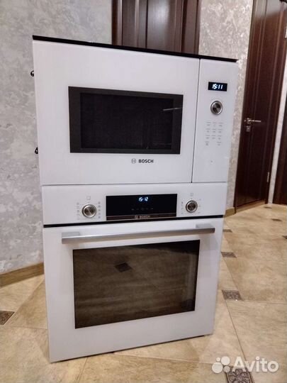 Духовой шкаф и микроволновка Bosch 6 series
