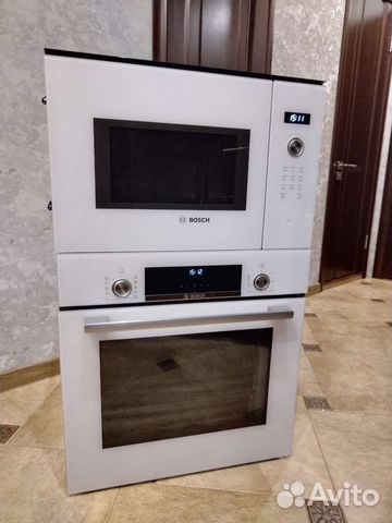 Духовой шкаф и микроволновка Bosch 6 series
