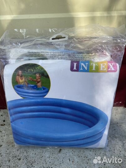 Детский бассейн