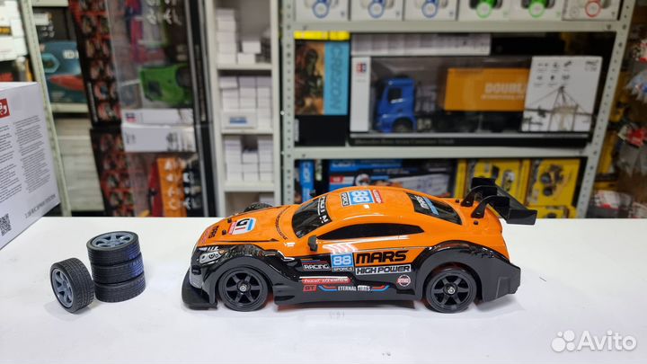 Радиоуправляемая машина для дрифта HB Nissan GTR 4