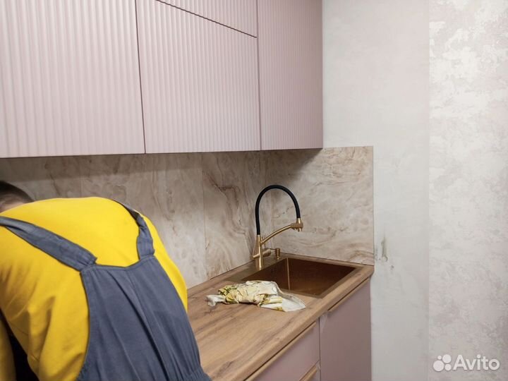 Плиточник.Ремонт квартир. Шпаклевка. Обои