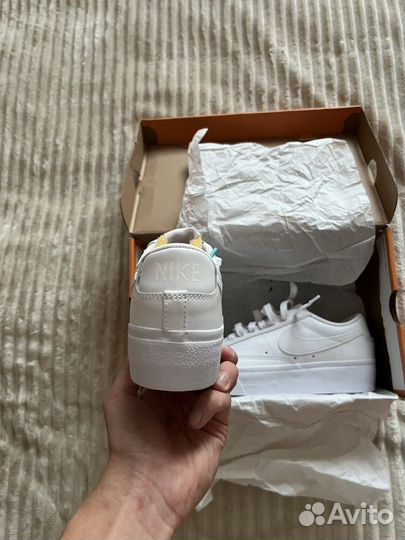 Nike Blazer Low White Platform